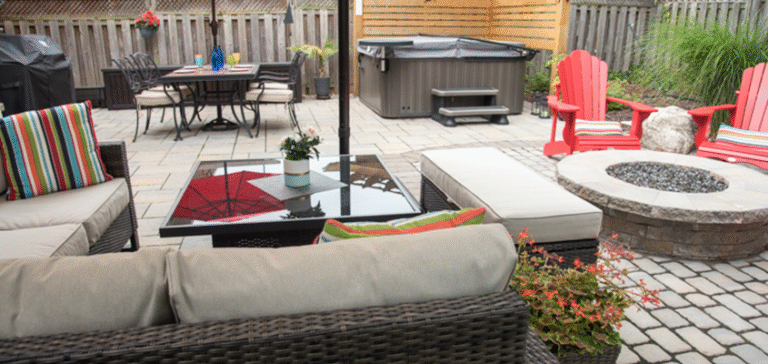 Read more about the article How To Turn Your Backyard Into An Oasis