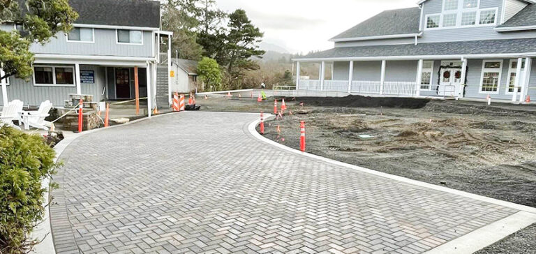 Read more about the article The Exceptional Benefits Of A Paver Driveway